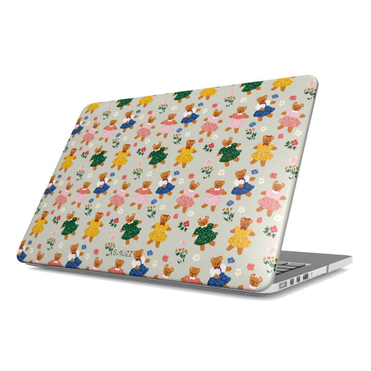 DOLLY BEAR GARDEN MacBook Case